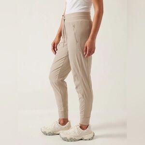 ATHLETA Trekkie North Jogger